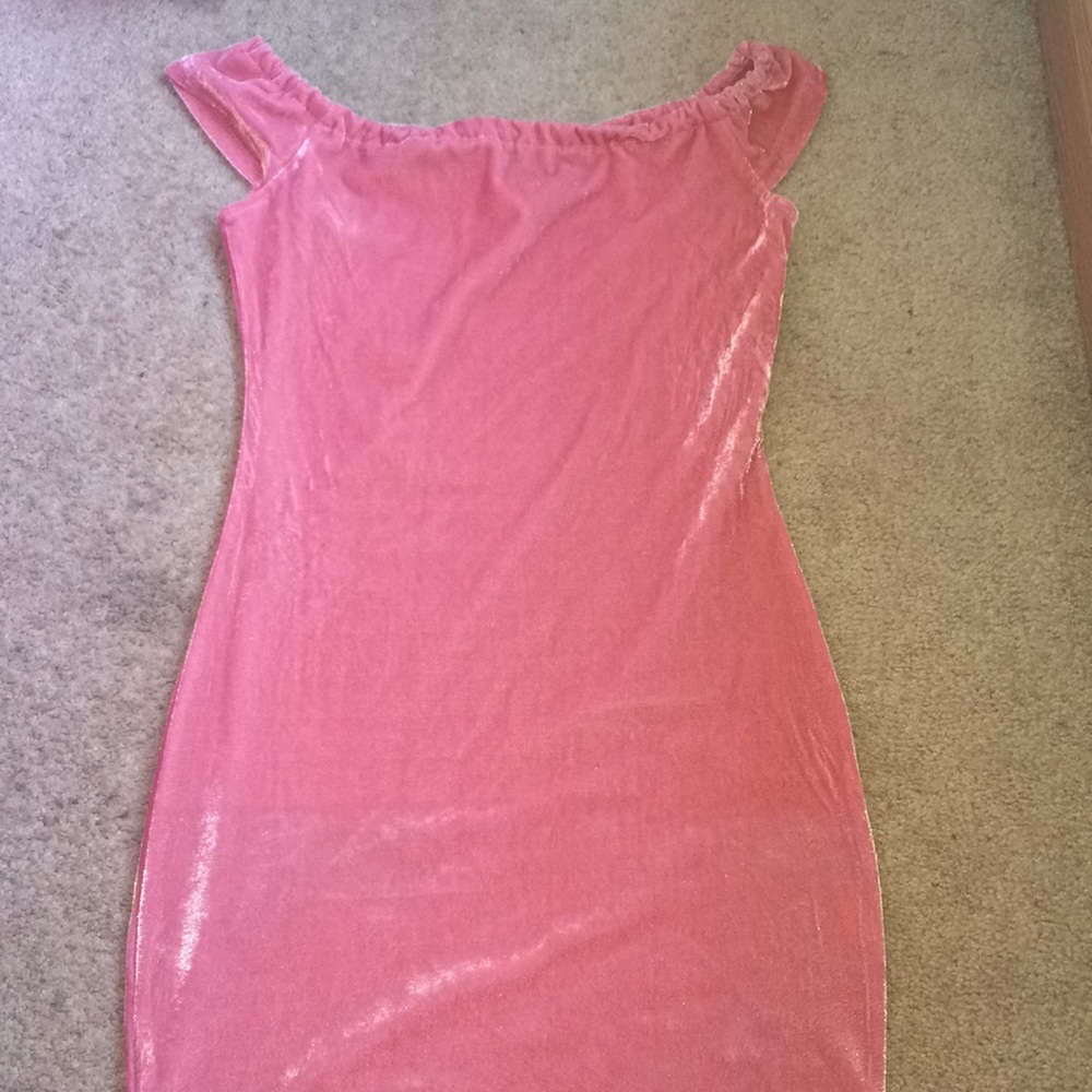 Bodycon off shoulder dress